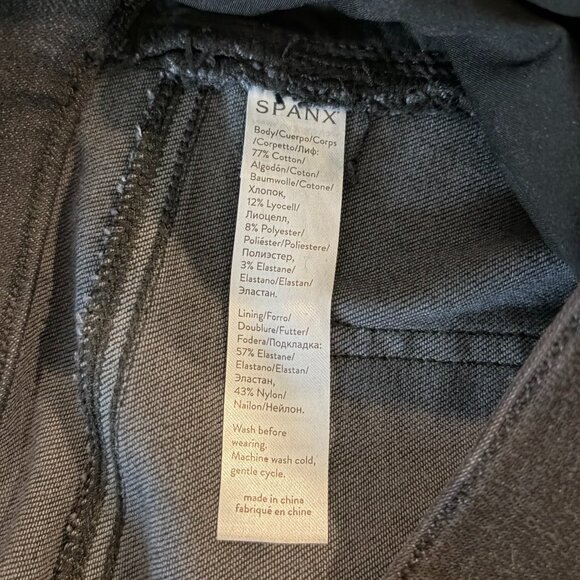 Spanx Ankle Distressed Black Pull-on Jeans Jeggings Size M - Picture 4 of 4